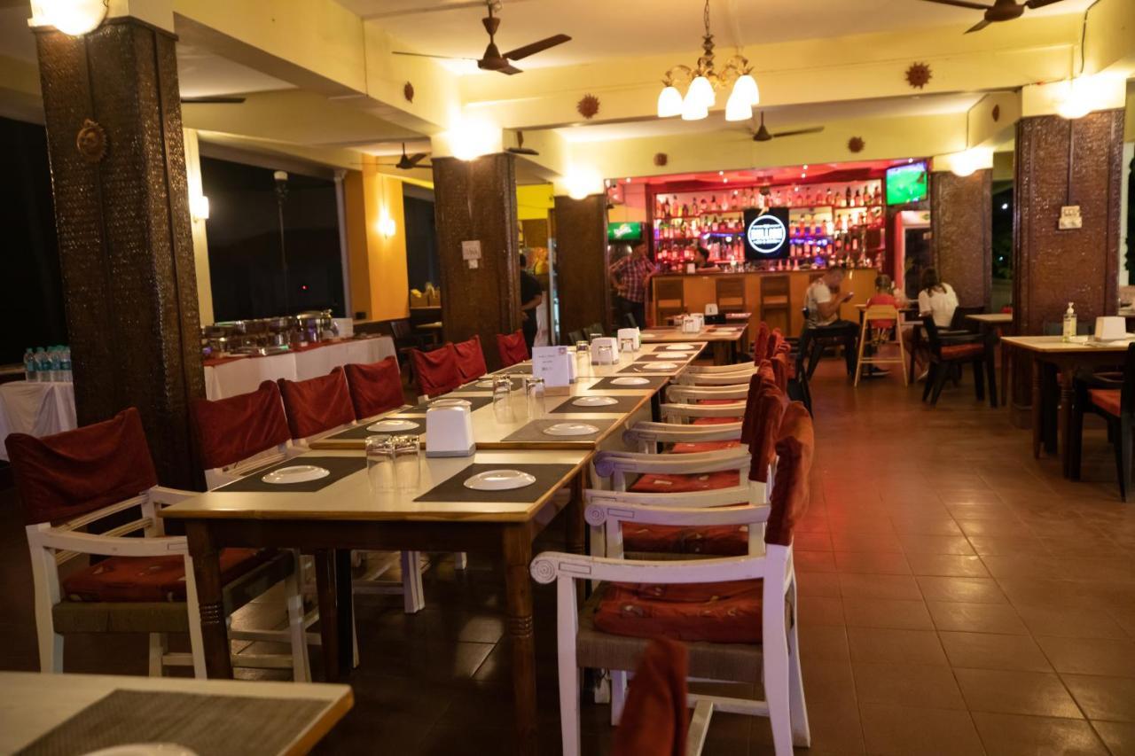 בנולים The Woodside Inn מראה חיצוני תמונה